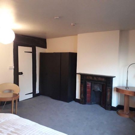 The Red Lion Appartement Newent Buitenkant foto